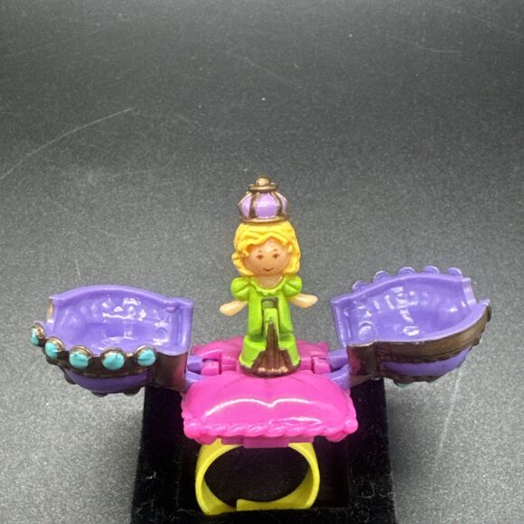 Vintage Polly Pocket 1994 Crown Surprise Ring Complete Bluebird Toys Rare - Picture 1 of 8